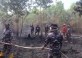 TNI AL dan Tim SAR Gabungan Berupaya Padamkan Karhutla di Banjar