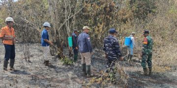 ​TNI AL Kerahkan KRI Teluk PARIGI-539 Angkut Bantuan Logistik Bencana Gempa Bumi NTT ke Maumere