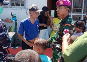 Bantu Pemulihan Trauma dan Kesehatan Warga, Satgas GULBENCAL TNI AL Gelar Trauma Healing dan Yankes di NTT