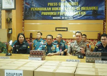 Gagalkan Potensi Kerugian Negara, TNI AL Sita Puluhan Ribu Bungkus Rokok Ilegal di Merauke