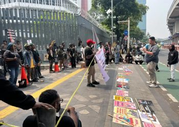 FRI-WP Demo depan Kedubes Belanda di Jakarta
