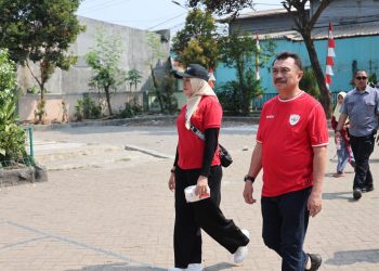 Wawali Harris Bobihoe Tinjau Perbaikan Ruang Kelas SDN 05 Bojong Menteng