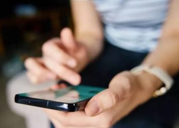 Komisi IX DPR Ingatkan Nakes Jaga Etika Bermedia Sosial usai Viral Komentar ke Pasien BPJS