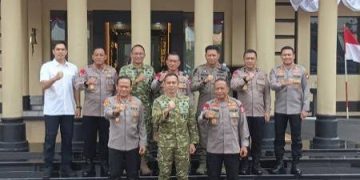 Perkuat Soliditas TNI-Polri, Kapolda Metro dan Pangdam Jaya Kunjungi Dankorbrimob