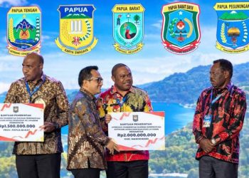 Raih Penghargaan, Bupati Manokwari Sampaikan Terimakasih untuk Guru dan Nakes