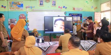 Terapkan PJJ, Wali Kota Tri Adhianto Tinjau Aktifitas Pembelajaran di Sekolah