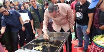 Dilengkapi Mini Basket dan Lapangan Badminton, Wali Kota Bekasi Resmikan RTH di Kaliabang Tengah