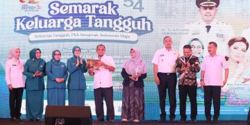Perayaan Gerakan Keluarga Tangguh 2026 sebagai Puncak HKG PKK ke-54 & Hari Keluarga Nasional Tingkat Kota Bekasi berlangsung Semarak dan Meriah