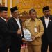 Dari Paripurna DPRD: Tekankan Kepastian Hukum, Pemko Batam Usulkan Perubahan Perda Ketertiban Umum