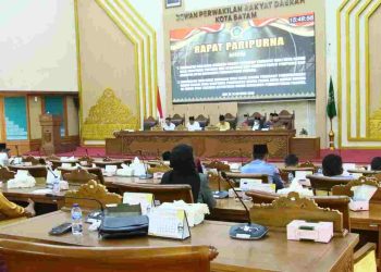 DPRD Batam Tetapkan Anwar Anas dan Muhammad Fadhli Pimpin Pansus Revisi Ranperda Ketertiban Umum