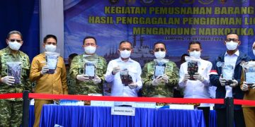 TNI AL Musnahkan Ribuan Cartridge Liquid Vape Mengandung Narkotika Senilai Miliaran Rupiah di Lampung
