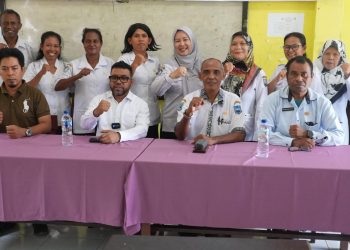 Serap Aspirasi di SMP Negeri 10 Manokwari, Senator Filep Dorong Kelengkapan Laboratorium dan Bantuan Komputer