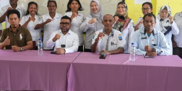 Serap Aspirasi di SMP Negeri 10 Manokwari, Senator Filep Dorong Kelengkapan Laboratorium dan Bantuan Komputer