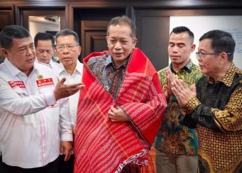 Menkop Ferry Gandeng KMDT Siap Jadikan Ekosistem Koperasi Danau Toba Percontohan Nasional