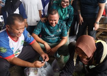 Penataan Pasar Rakyat Terus Dilakukan, Wali Kota Bekasi Dorong ASN Belanja di Pasar Gerakan Ekonomi Rakyat
