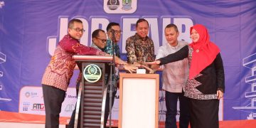 Wali Kota Bekasi Buka Career Expo 2026, Dorong Kolaborasi Perguruan Tinggi dan Perusahaan Perluas Lapangan Kerja.