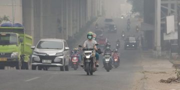 BNPB Terapkan Penyemaian Dry Ice Untuk Atasi Asap Karhutla Sumsel